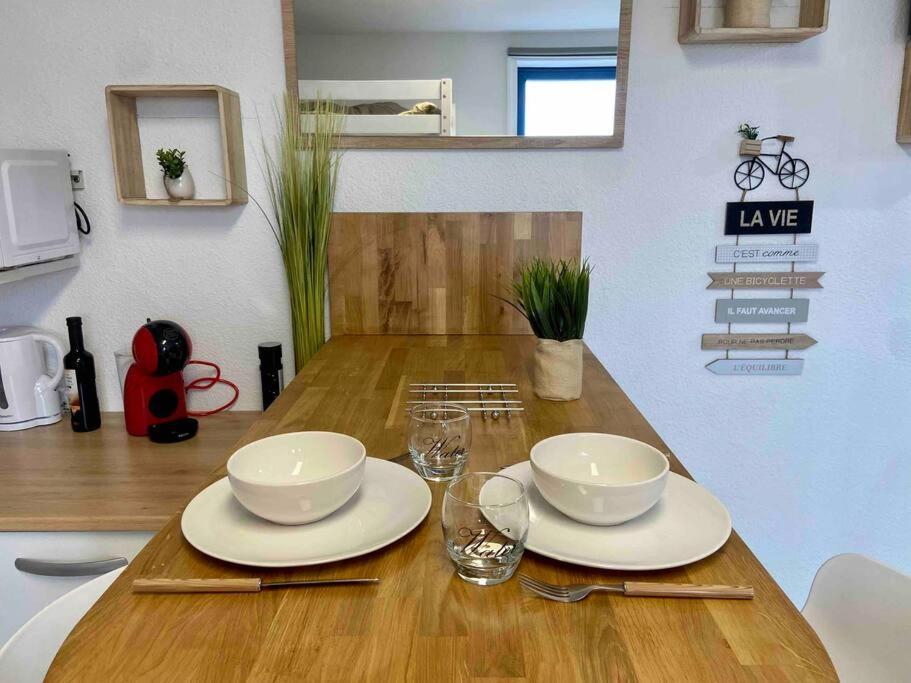 Studio Cosy Bali 1 A 4 Pers Porte Du Futuroscope Chasseneuil-du-Poitou Luaran gambar